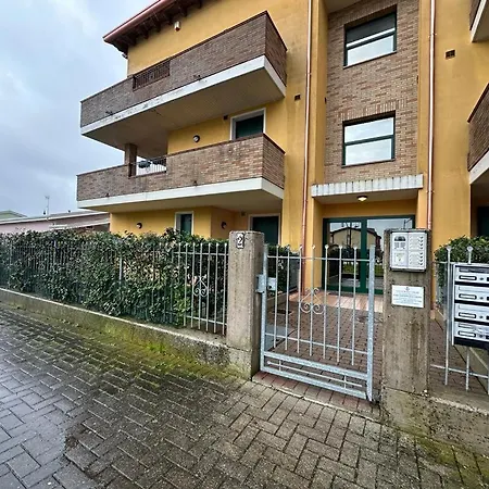 Apartment Welc-om Garden Due Carrare