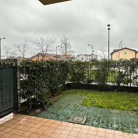 Welc-om Garden Apartment *